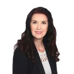 Jessie Leszanczuk, managing broker of Realty Zone in Chicago