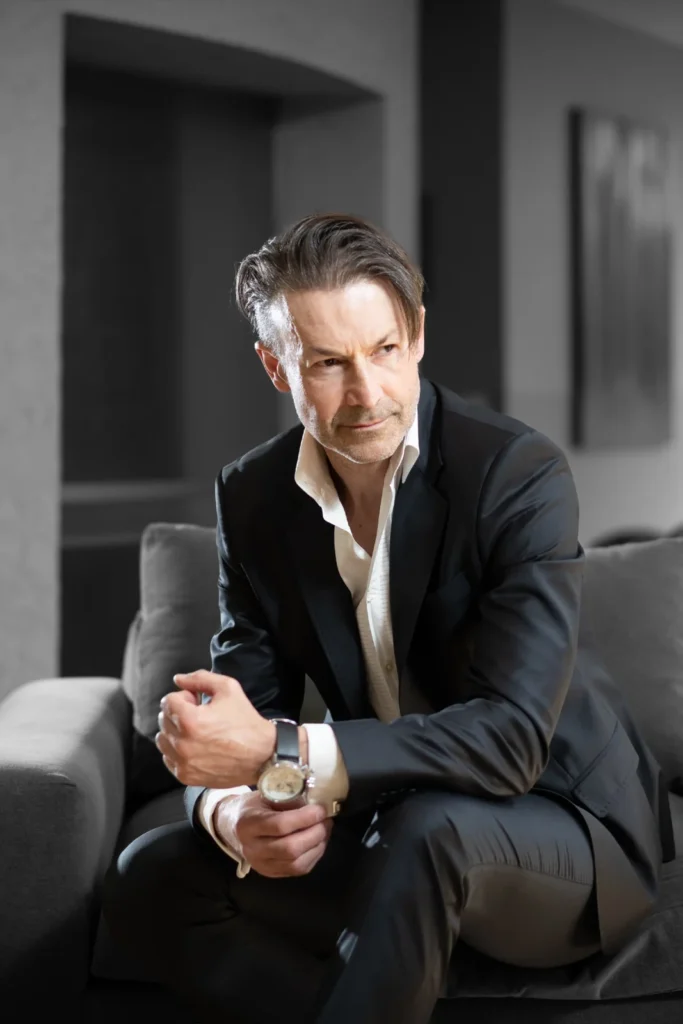 Marek Prus of RE/MAX City in Chicago