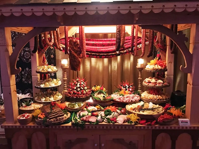 Montrose Market Highlander’s Hut catering display with prepared food