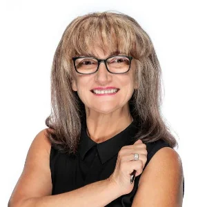 Krystyna Soprych, RE/MAX 10 real estate agent in Palos Park