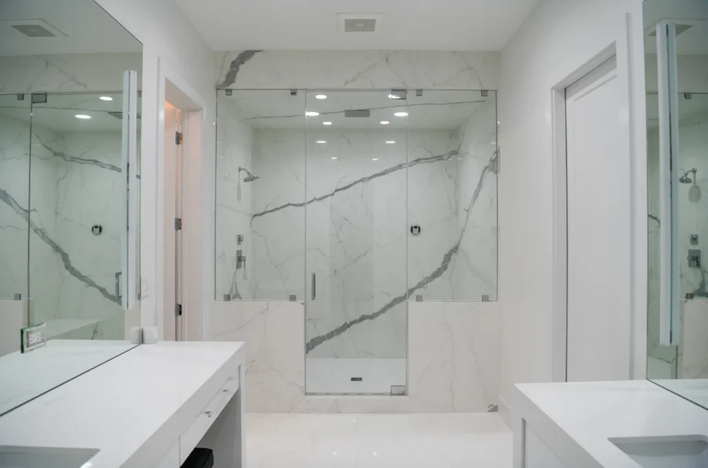 Marble look shower walls in the SP Group gallery