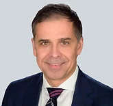 Waldemar Wyszynski, real estate and business attorney in Des Plaines