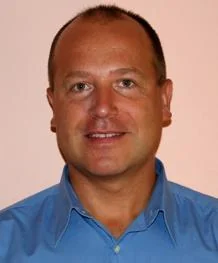 Zbigniew Pienkowski, managing broker of Caret Realty in Schaumburg